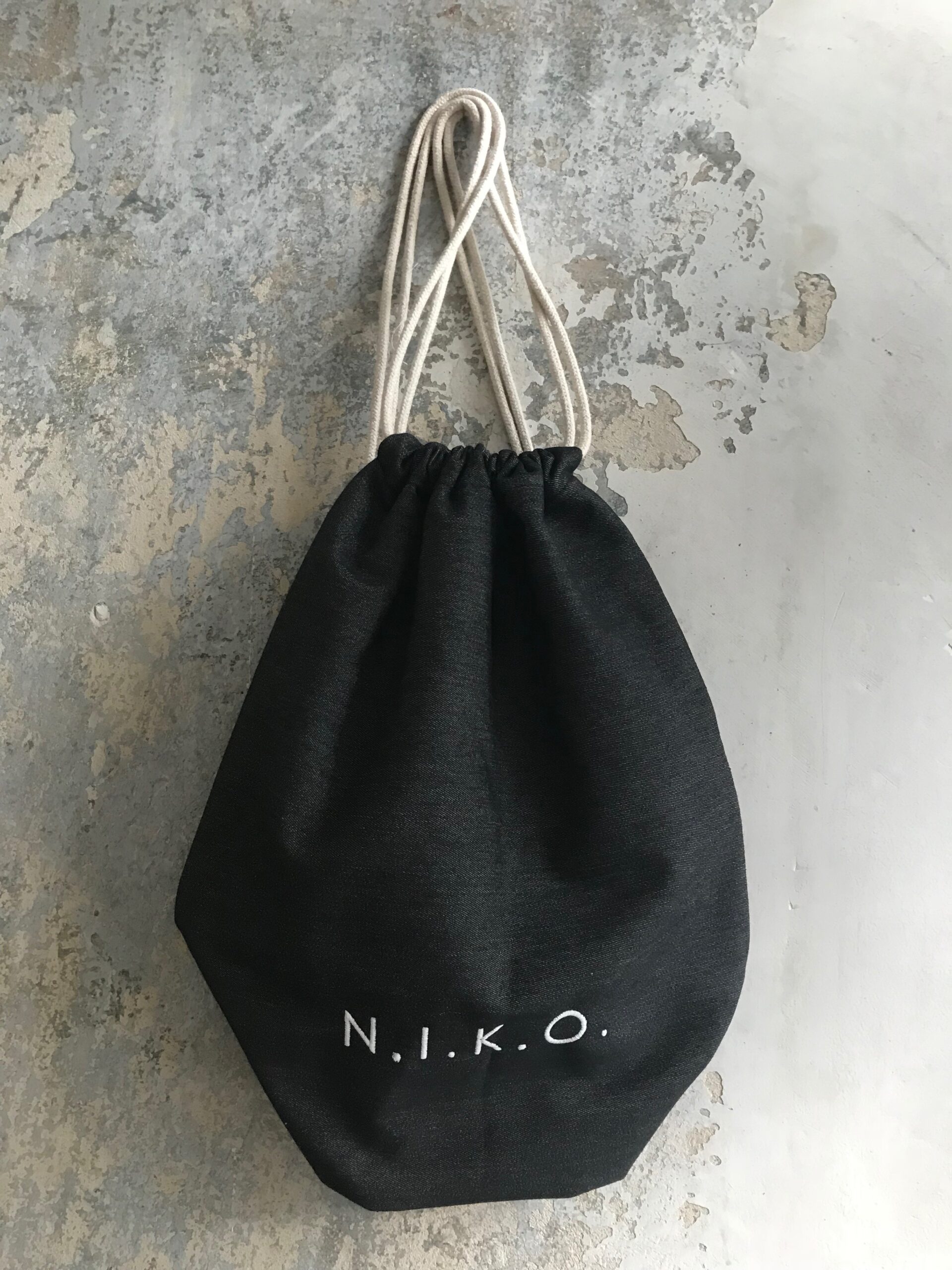 Bag N.I.K.O.